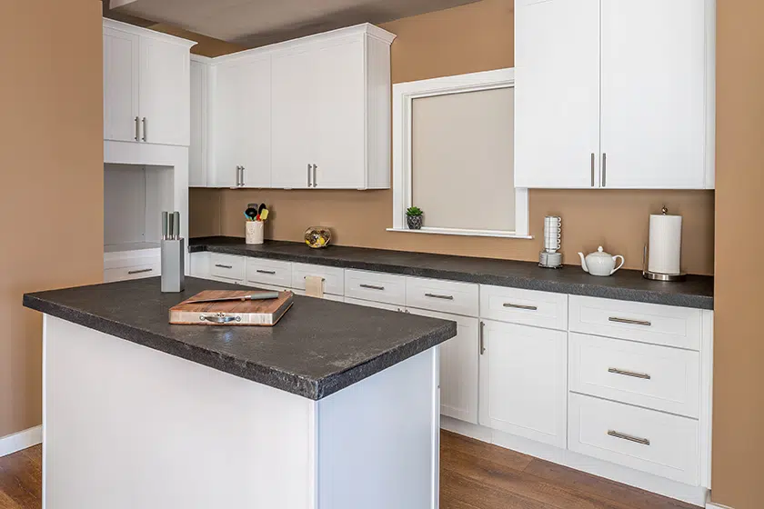 Modern White Shaker Kitchen Cabinet Ideas & Designs | Summit Cabinets